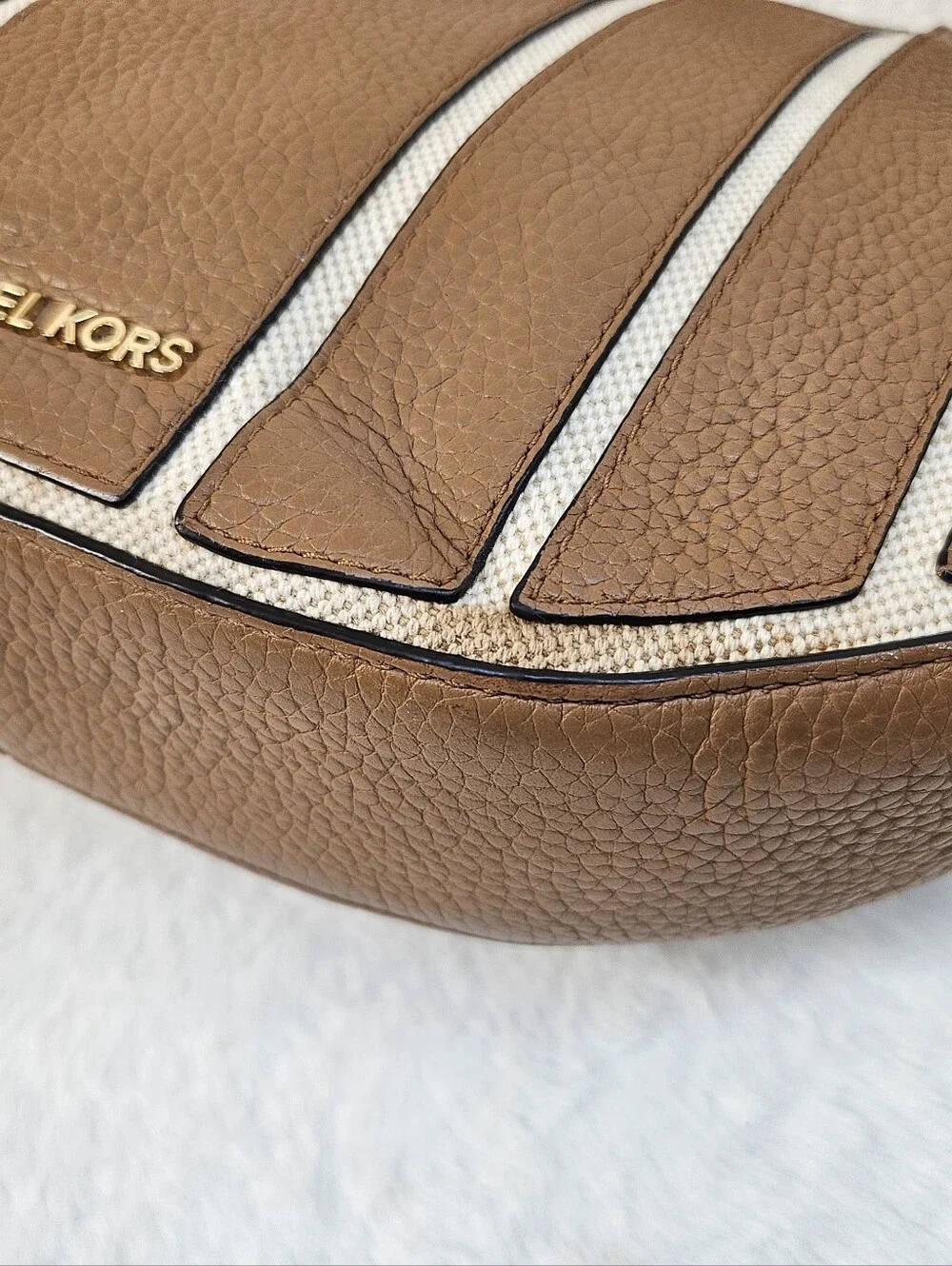 Michael Kors Brown Leather Shoulder Bag with Cream Trim